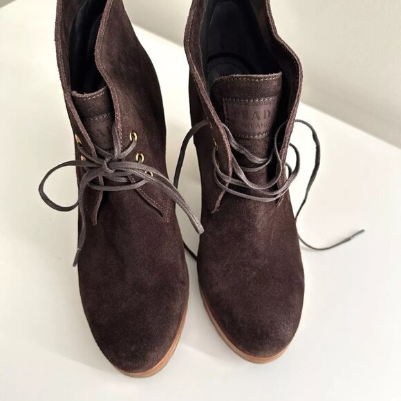 NEW PRADA Brown Suede Lace Up Rubber Heel Ankle Boots Size 38.5 - Picture 10 of 13